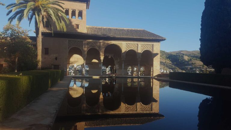 Hotel + Alhambra